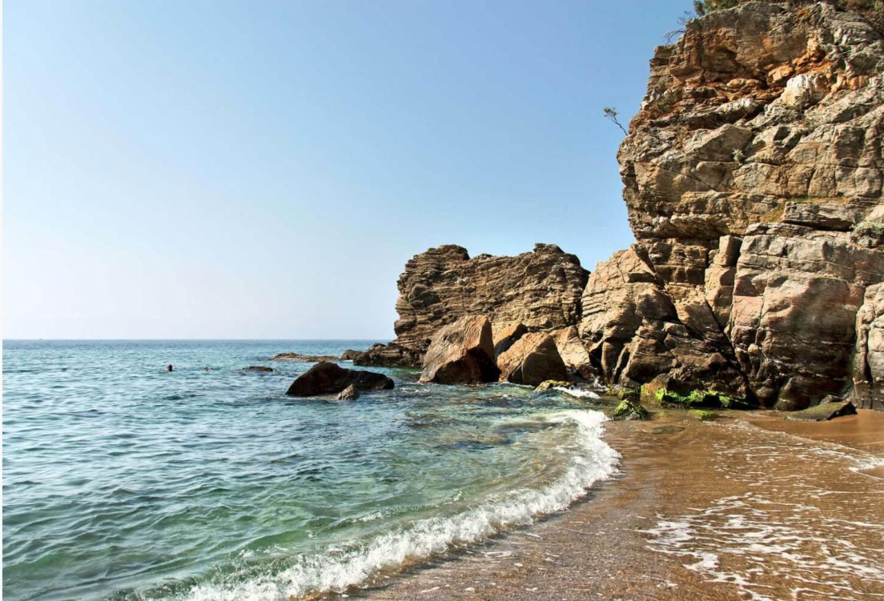 T2 Calme Proche Plage Bonporteau Avec Clim Et Parking กาวาแลร์-ซูร์-แมร์ ภายนอก รูปภาพ